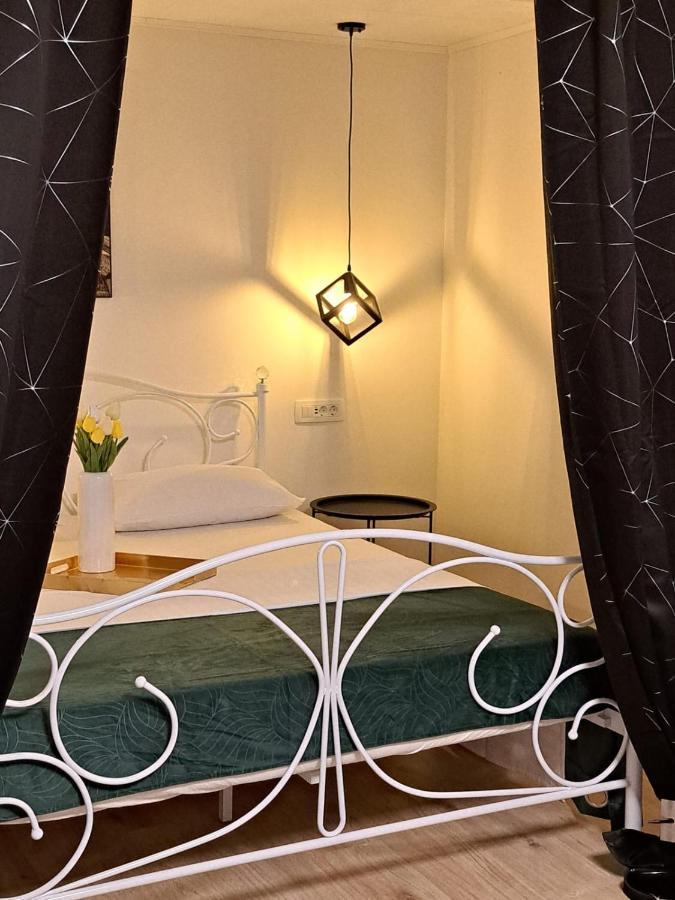 Апартаменты Studio Apartman Maris Задар Экстерьер фото